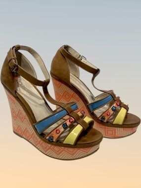 ALDO Platform Sandals Wedge Heels !!! Size 10